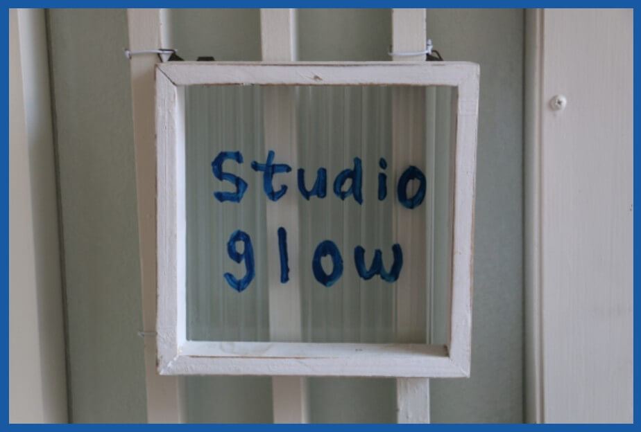 studio glow